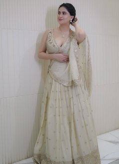 Pallavi - escort in Ahmedabad Photo 2 of 3