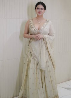 Pallavi - escort in Ahmedabad Photo 3 of 3