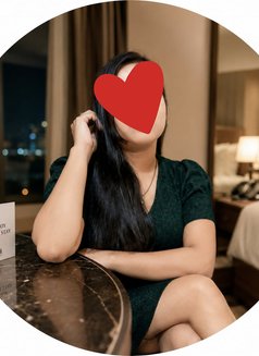 Pallavi - escort in Bangalore Photo 3 of 3