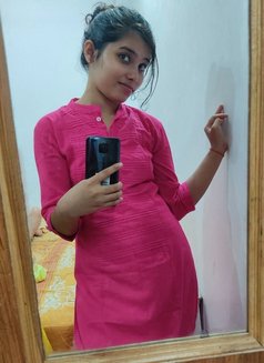 Pallavi - escort in Coimbatore Photo 1 of 1