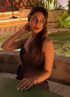 Pallavi - escort in Hyderabad Photo 4 of 6