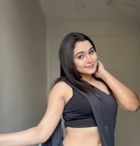 Pallavi - escort in Kochi