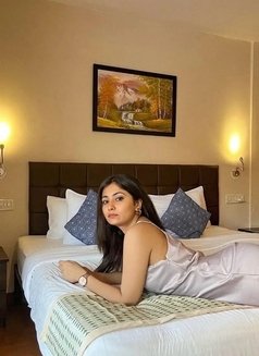 Pallavi - escort in Kolkata Photo 1 of 2