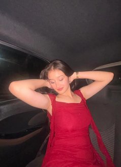 Pallavi - escort in Mumbai Photo 2 of 3