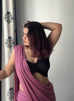 Pallavi - escort in Navi Mumbai Photo 1 of 3