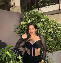 Pallavi - escort in Noida