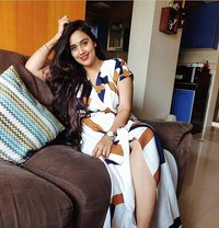 Pallavi - puta in Noida