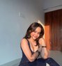 Pallavi - puta in Pune Photo 1 of 1