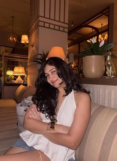 Pallavi - escort in Thiruvananthapuram Photo 2 of 14