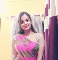 Pallavi Roy - escort in Pondicherry