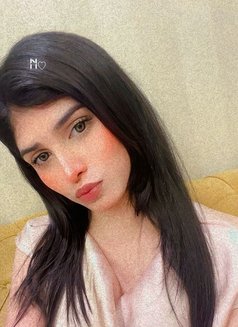 Pallavi Student - escort in Sharjah Photo 2 of 5