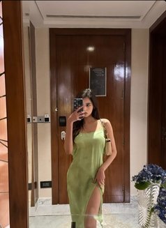 Pallavi Student - escort in Sharjah Photo 5 of 5
