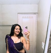Pallu - escort in New Delhi