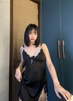 Palmy - escort in New Delhi Photo 3 of 4