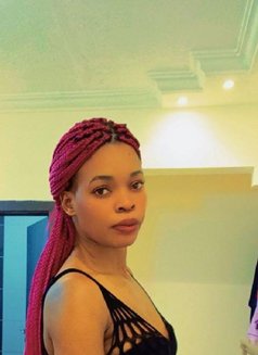 Paloma - masseuse in Riyadh Photo 7 of 9