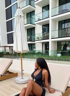 Pamel - puta in Dubai Photo 5 of 6