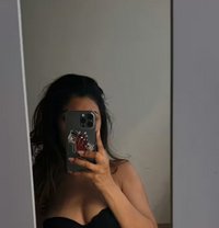 Pamela - escort in Lyon