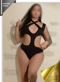 Pamela Eroticas - puta in Medellín Photo 2 of 10