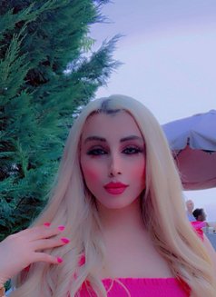 Pamela - puta in Beirut Photo 6 of 9