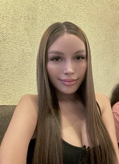 PAMELA tight wet PUSSY - puta in Taipei Photo 28 of 28