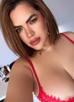 Pamela Top Vip - puta in Dubai Photo 8 of 11