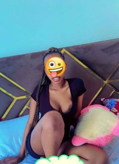 PAMERA - escort in Mumbai Photo 15 of 17