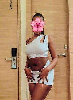 PAMERA - escort in Mumbai Photo 2 of 13
