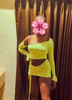 PAMERA - escort in Mumbai Photo 7 of 13