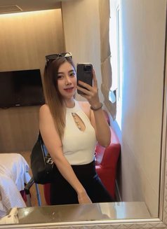 Pami - escort in Muscat Photo 4 of 10