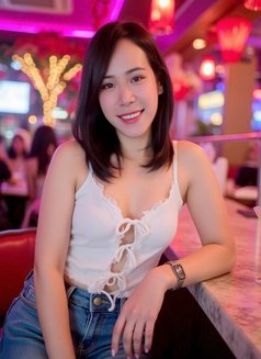 Pammie, here in Town with 100% GFE🤍 - puta in Tokyo Photo 6 of 11