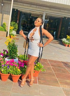 Pampam - escort in Noida Photo 9 of 10