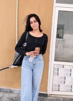 Panchi - Transsexual escort in New Delhi Photo 12 of 12