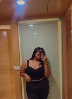 Panda Chubby - puta in Mumbai Photo 2 of 3