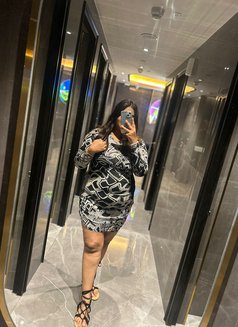 Panda Chubby - puta in Mumbai Photo 3 of 3