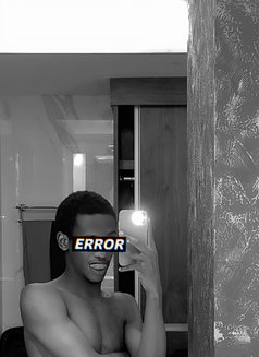 Pandora’s Box - Male escort in Riyadh Photo 1 of 3