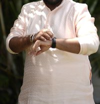 Pandya - Acompañantes masculino in Vadodara