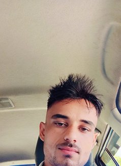 Indian bull - Acompañantes masculino in Abu Dhabi Photo 2 of 4