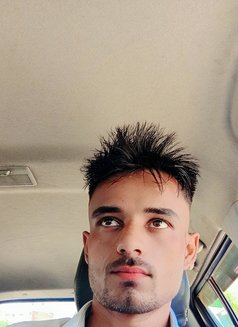 Pankaj Choudhary - Acompañantes masculino in Dubai Photo 1 of 1