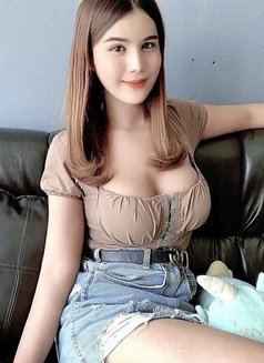 Panny 04 - Transsexual escort in Taipei Photo 2 of 5