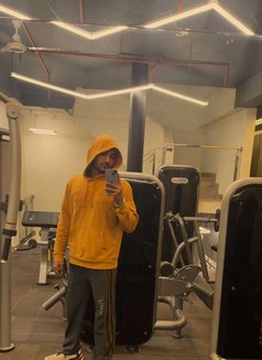 Panther - Male escort in Chandigarh Photo 4 of 4