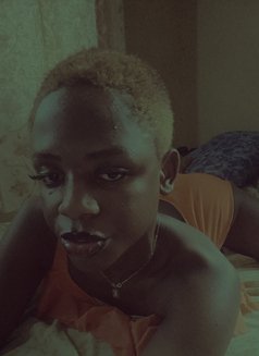 Panthress - Transsexual escort in Nairobi Photo 5 of 6