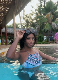 Panthress - Transsexual escort in Mombasa Photo 10 of 10