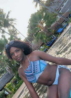 Panthress - Transsexual escort in Nairobi Photo 3 of 5