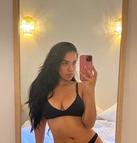 Paola - puta in Dubai