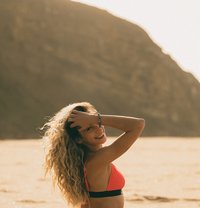 Paola • Tantric Therapist • - Masajista in Lisbon Photo 7 of 7