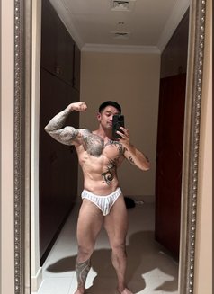 Paopaoguzii - Male escort in Dubai Photo 7 of 9