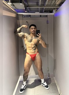 Paopaoguzii - Male escort in Dubai Photo 9 of 9