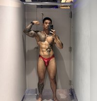 Paopaoguzii - Acompañantes masculino in Dubai