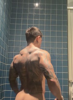 Paopaoguzii - Male escort in Dubai Photo 20 of 20