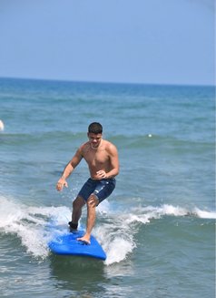 Papi Chulo - Male escort in Manila Photo 6 of 6